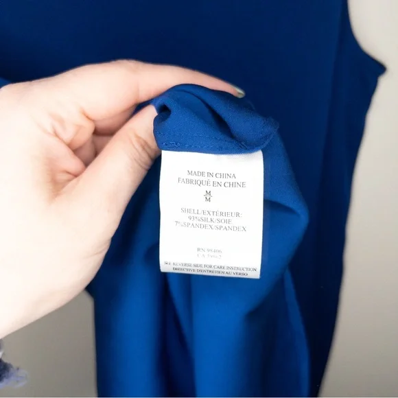 Theory Silk Split Neck Button Down Sleeveless Blouse - Picture 6 of 6